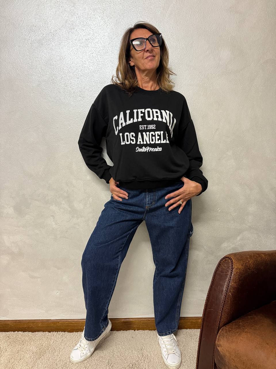 Look felpa California Black + jeans Baggy