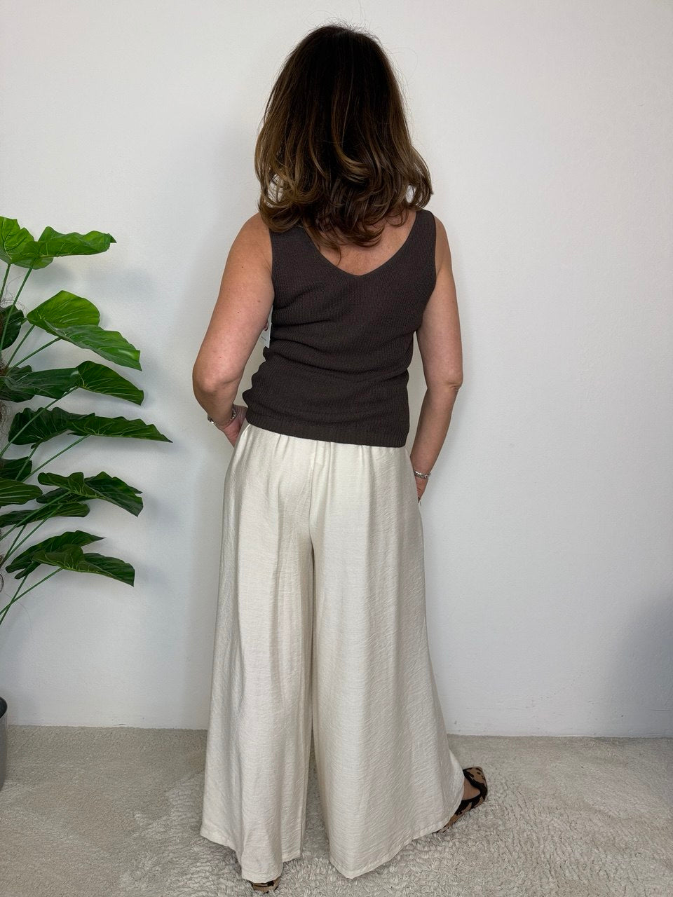 Spring Sleeveless T-shirt