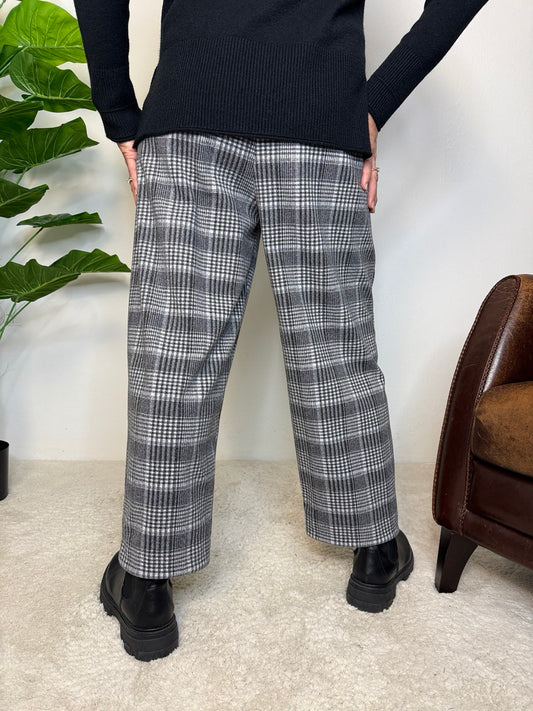 Pantalone Check