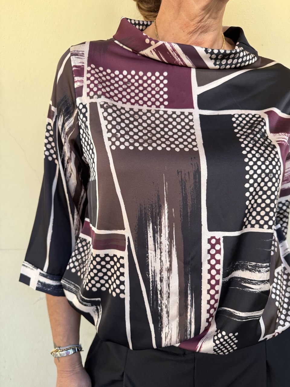 Blusa Cilindro Geometria
