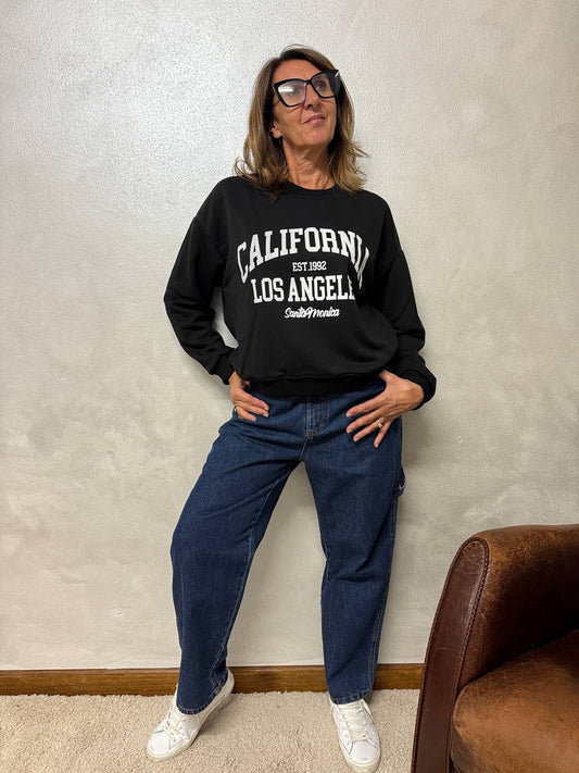 Look felpa California Black + jeans Baggy