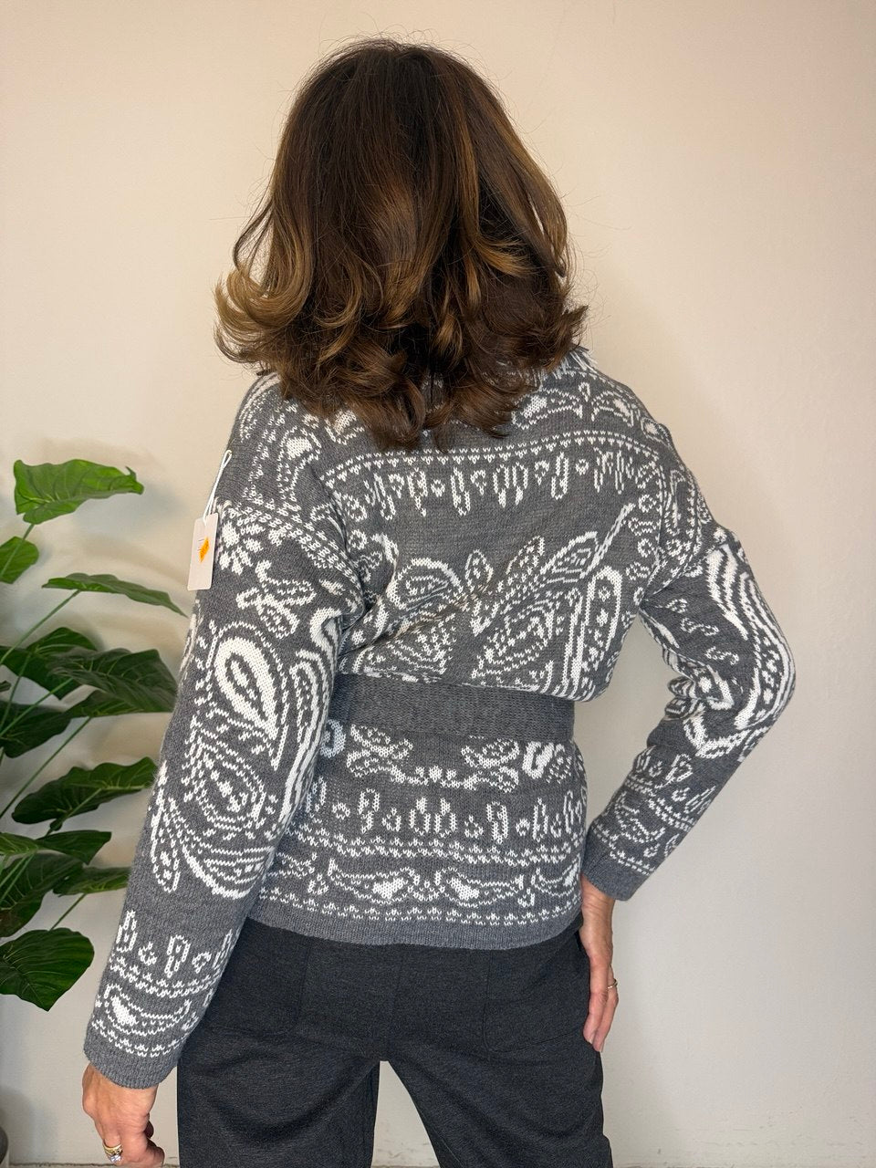 Cardigan Fiji