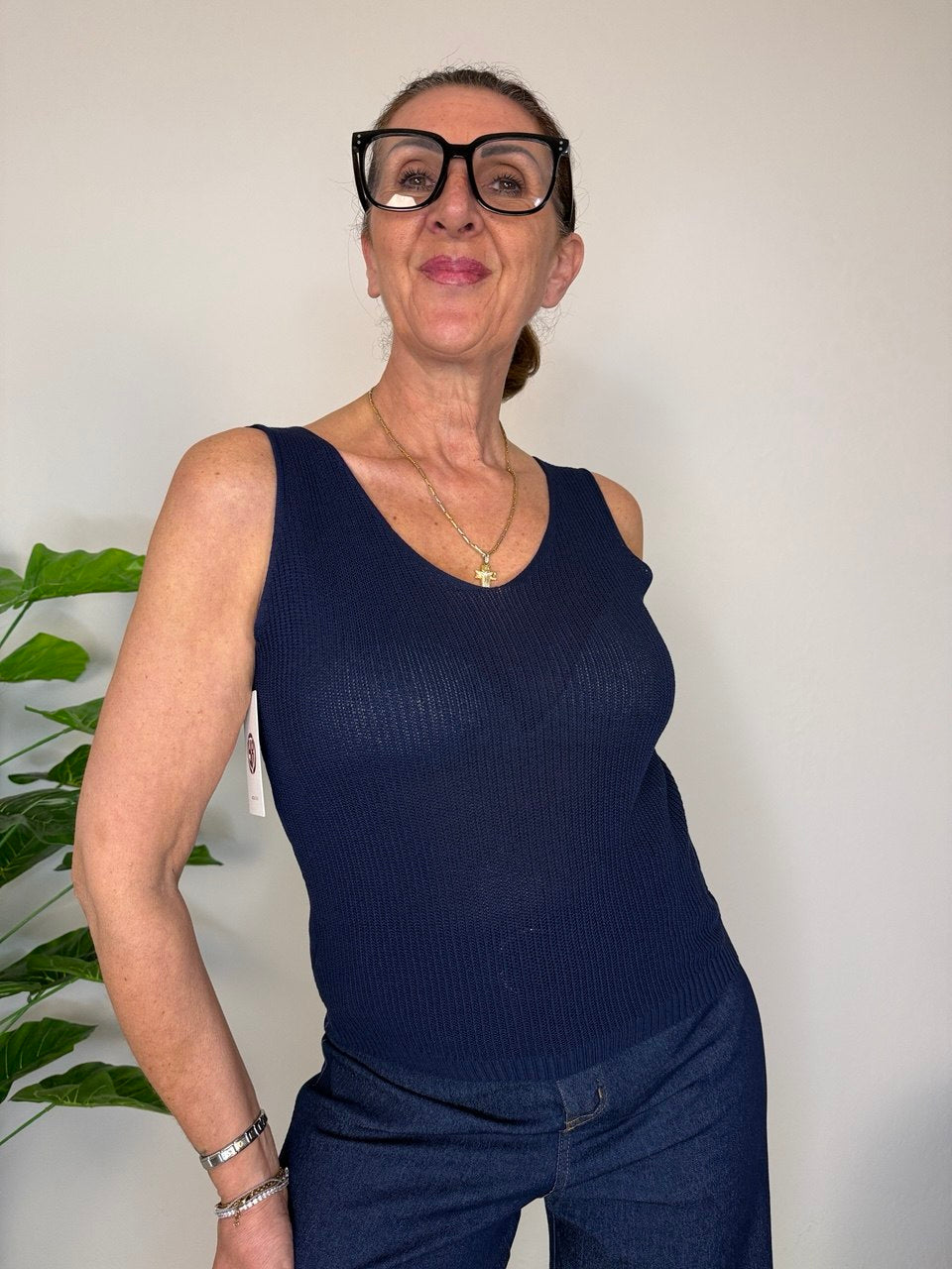 Spring Sleeveless T-shirt