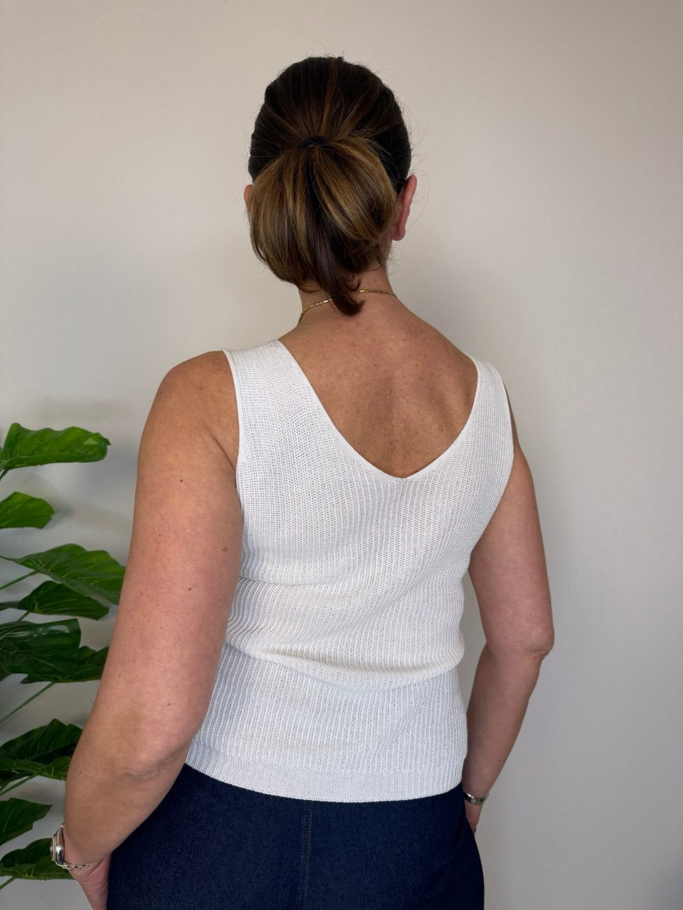 Spring Sleeveless T-shirt