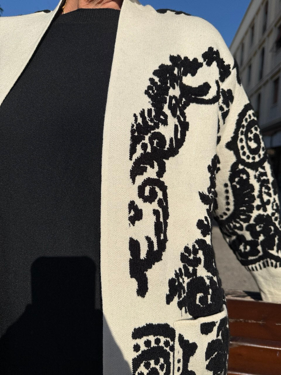 Cardigan Ricamato
