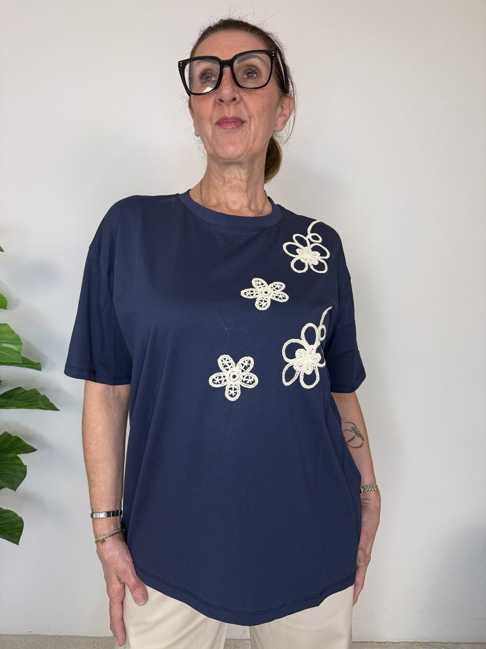 T-shirt Holly Over