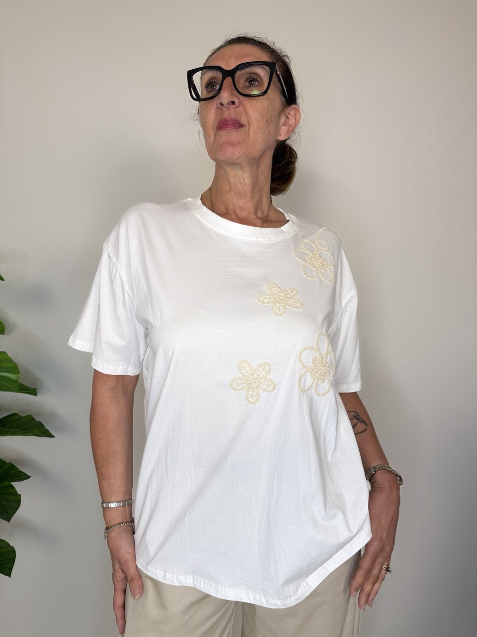 T-shirt Holly Over